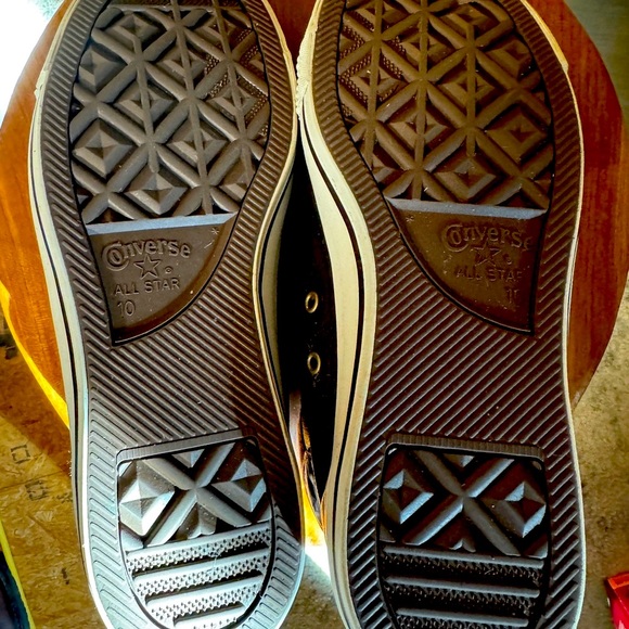 Converse Mid Rise Sneakers - flannel accent - Picture 7 of 7